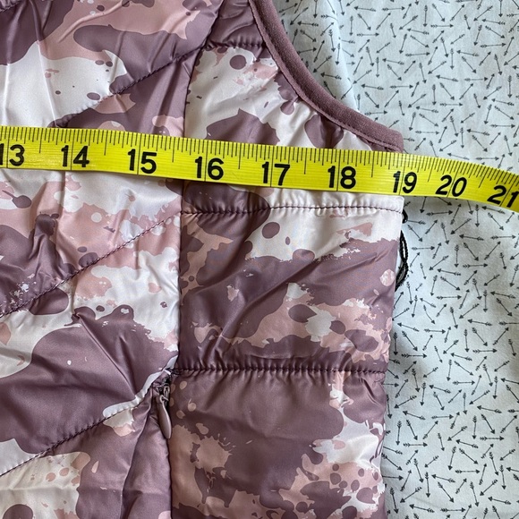 Sierra Designs sz M Pink Camo High Collar Zip Front Vest with Bungee Drawstring - Picture 10 of 11